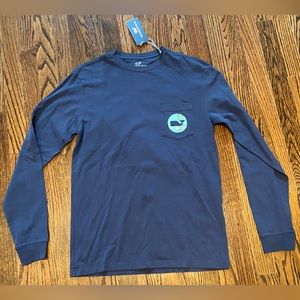Men’s Vineyard Vines long sleeve navy blue tee shirt NEW with tags size XS